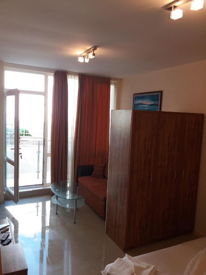 Golden Sea View Apartments 1 Pomorie Extérieur photo