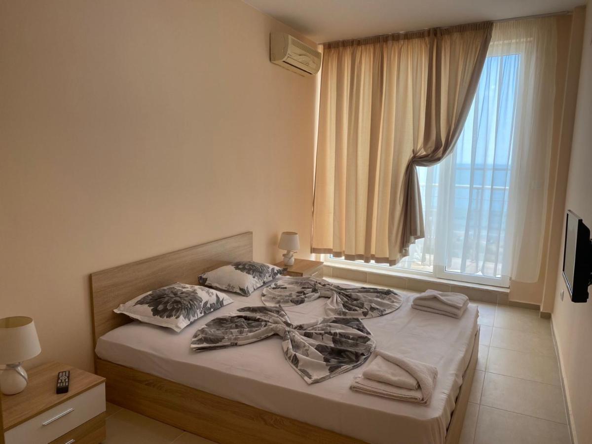 Golden Sea View Apartments 1 Pomorie Extérieur photo