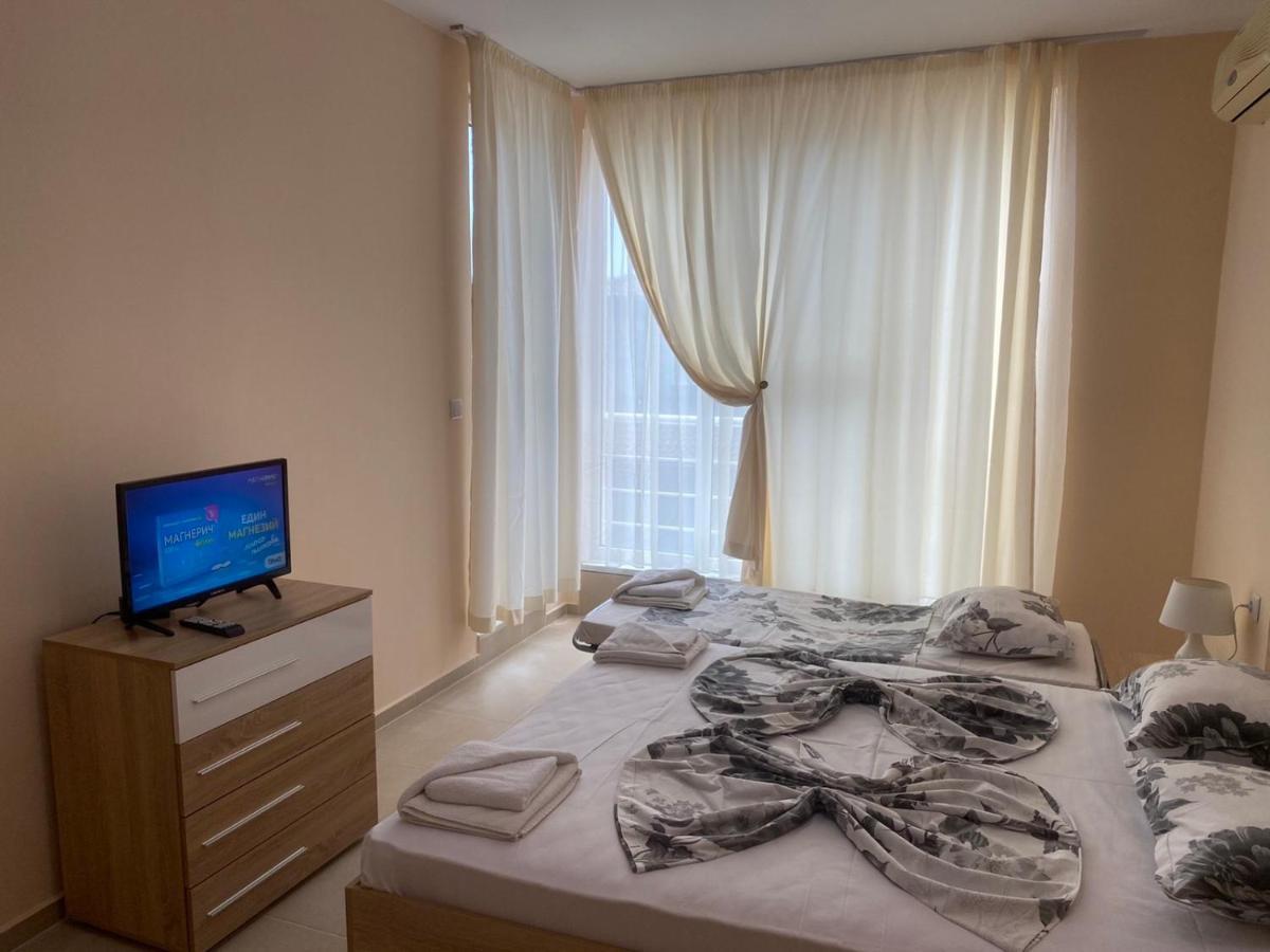 Golden Sea View Apartments 1 Pomorie Extérieur photo