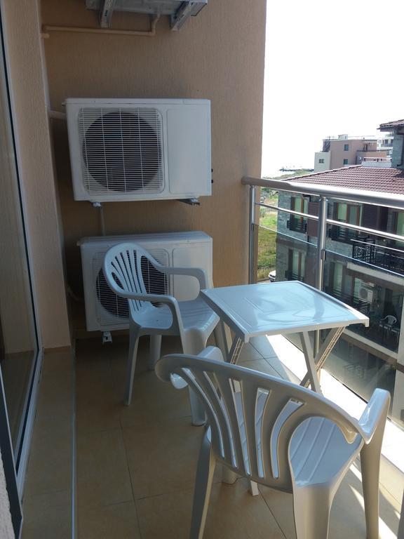 Golden Sea View Apartments 1 Pomorie Extérieur photo