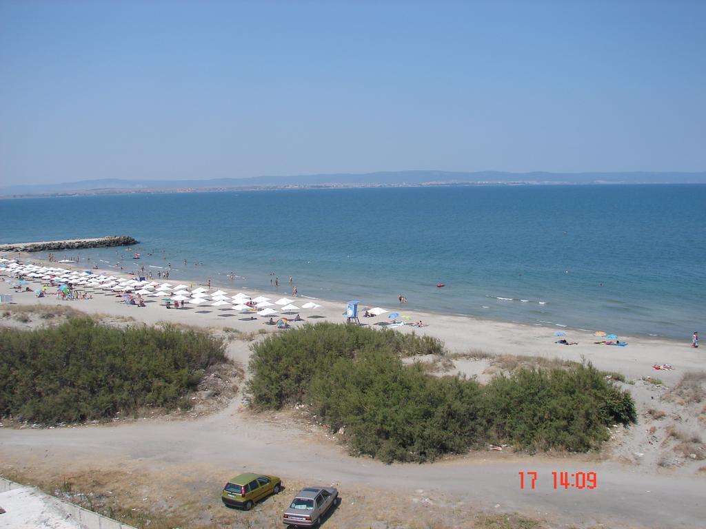 Golden Sea View Apartments 1 Pomorie Extérieur photo