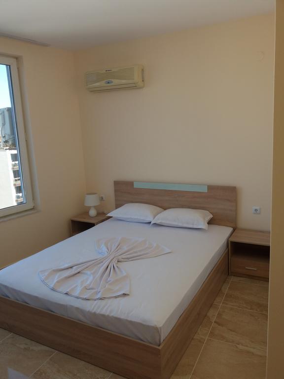 Golden Sea View Apartments 1 Pomorie Extérieur photo